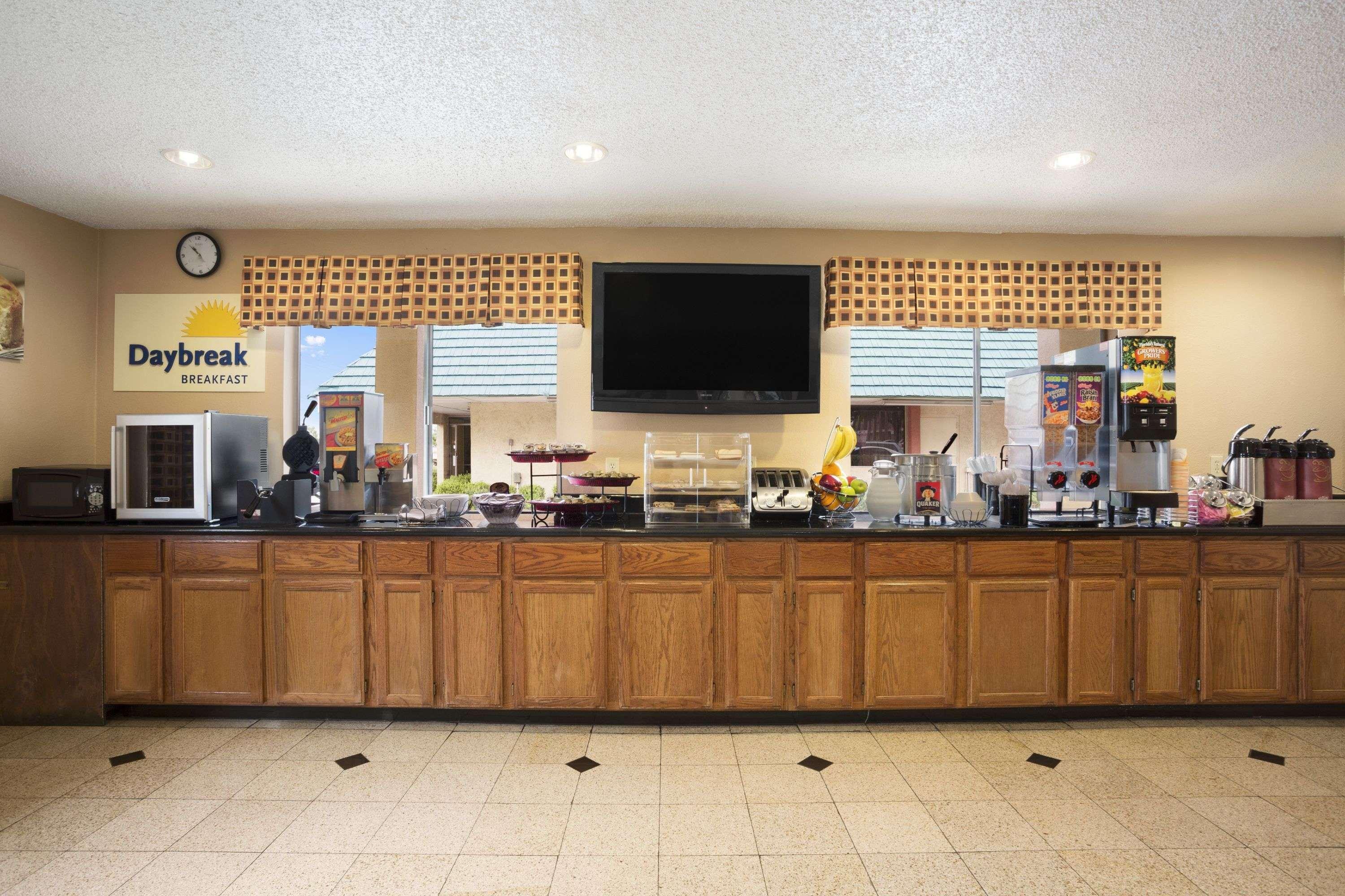 Days Inn By Wyndham Dallas Irving Eksteriør bilde